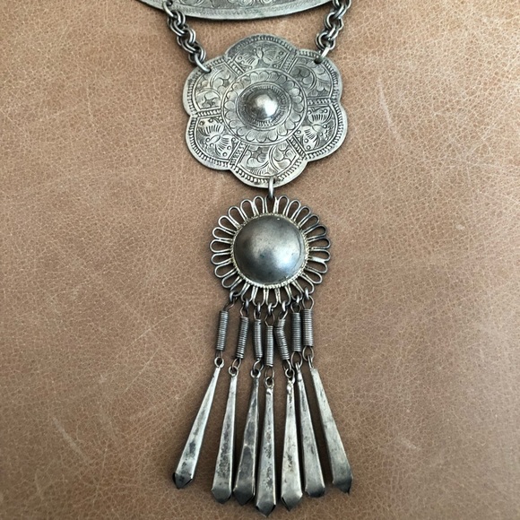 Antique boho vintage collar flower necklace - Picture 5 of 8